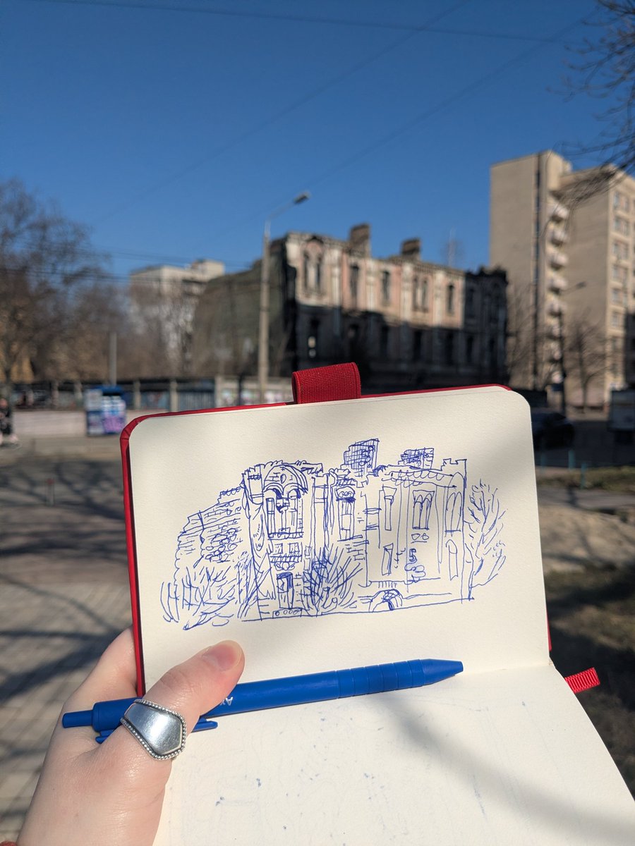 tsofiako tweet media