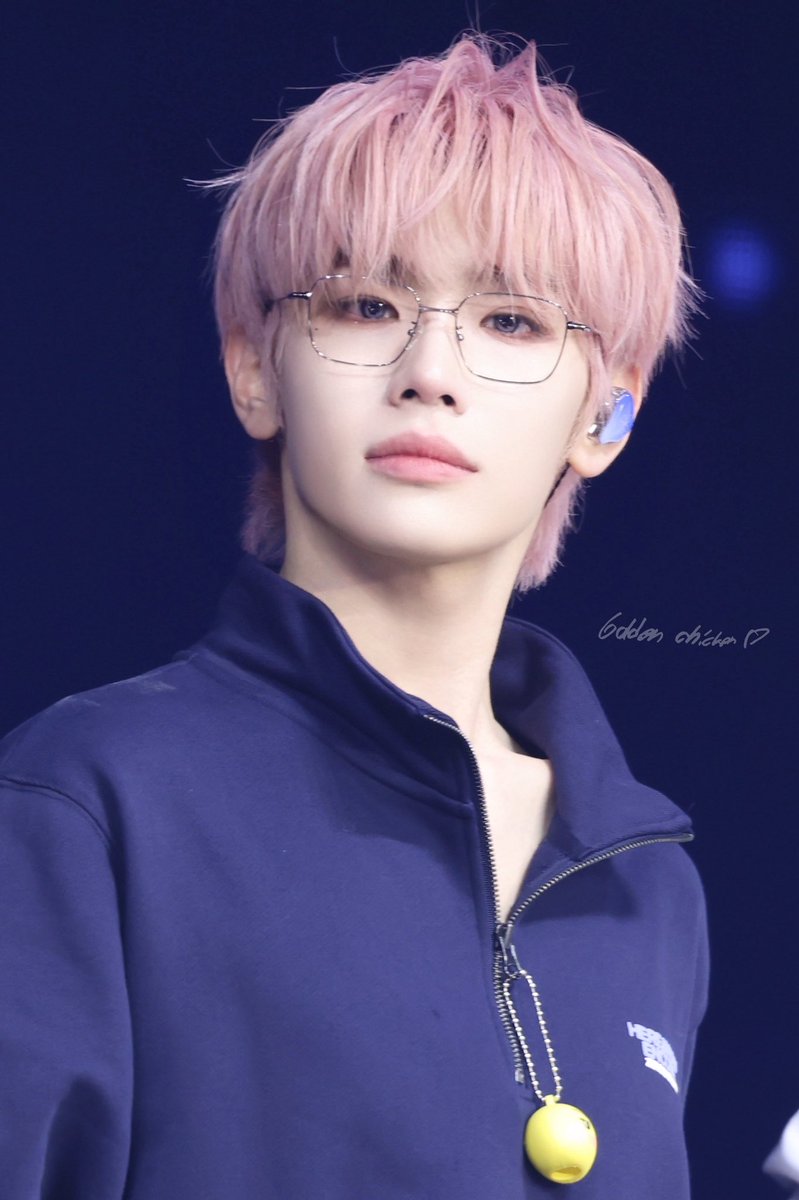 llt🐤🐣🐥 tweet media