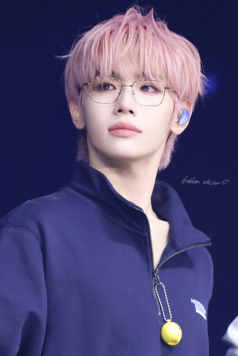 llt🐤🐣🐥 tweet media