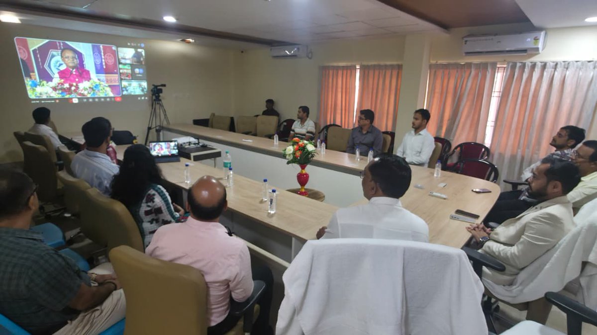 Collector & DM, Balangir tweet media