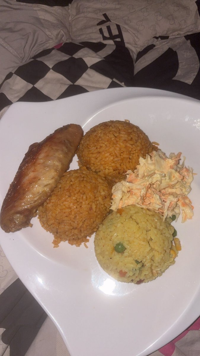 𝕐ᴀꜱɪʀ tweet media