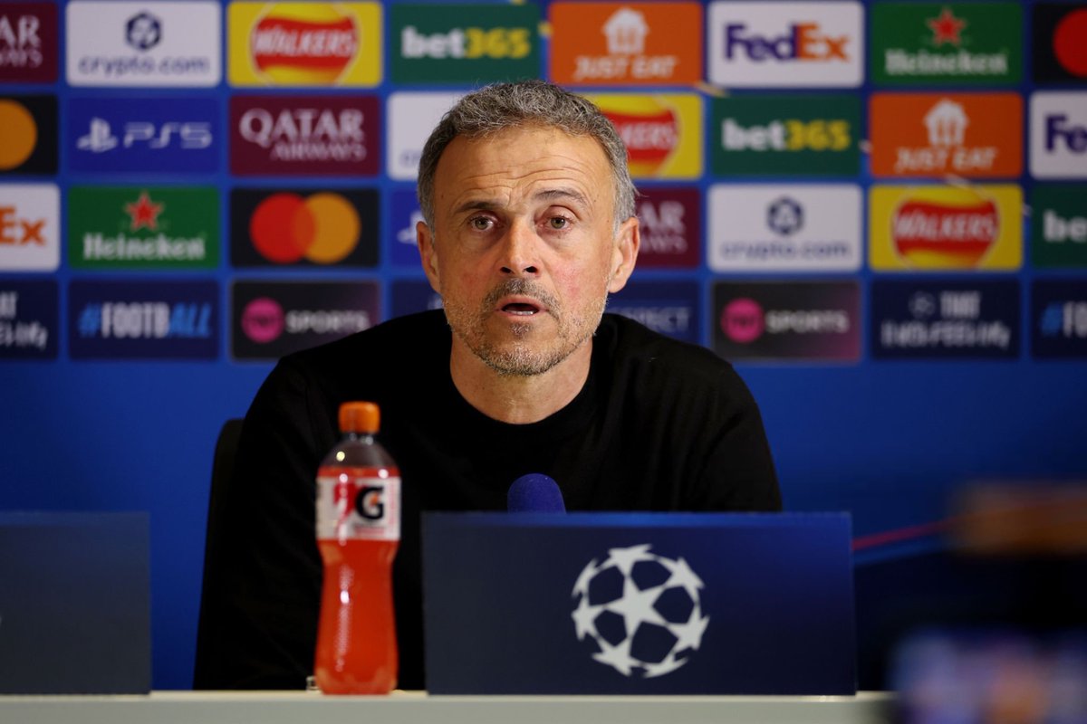 Vibes Foot tweet media