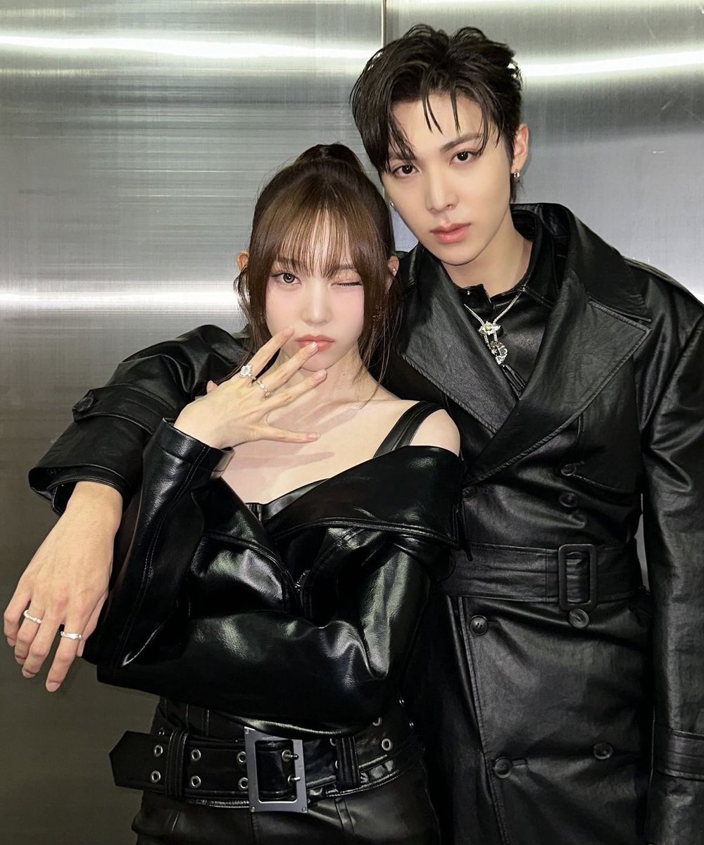 kiyooyio's tweet photo. wooseo one tweet au | sok tsundere emang si male https://t.co/YcBhuLtKde