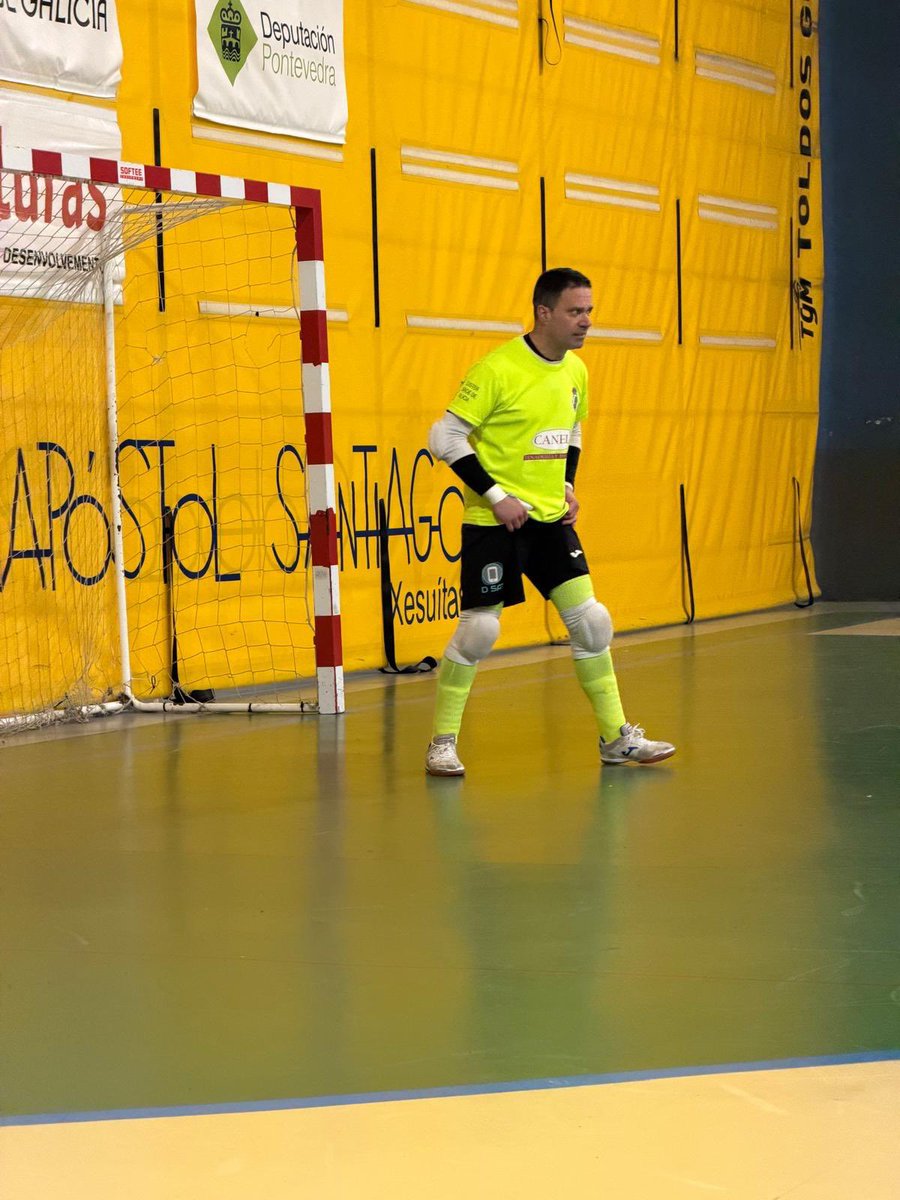 Guardado1329's tweet photo. Derrota muy dolorosa la cosechada ayer ante el @arealongachapela en el partido aplazado de la jornada 17. Se nos complica la situación. Pero no hay tiempo para lamentarse, ya que mañana a las 20h en el Apóstol recibimos al Celado https://t.co/PFRxeiwQ5a