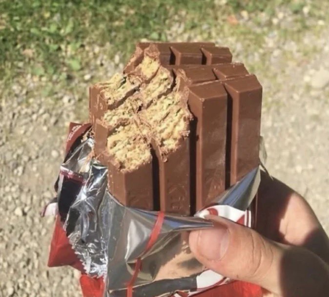 Hitchslap tweet media