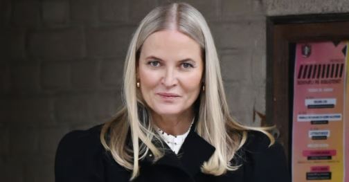 Mirror Royal tweet media