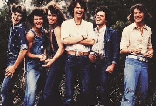 Cati_Inxs's tweet image. Does it ever drive you crazy                                    

                                 How fast night changes 

Pt.  8 ♾️ 
#Inxs 
Yay , It’s 400.000 + votes !! 
Another 2 weeks to vote INXS daily  at: 
vote.rockhall.com
Ending April 3rd