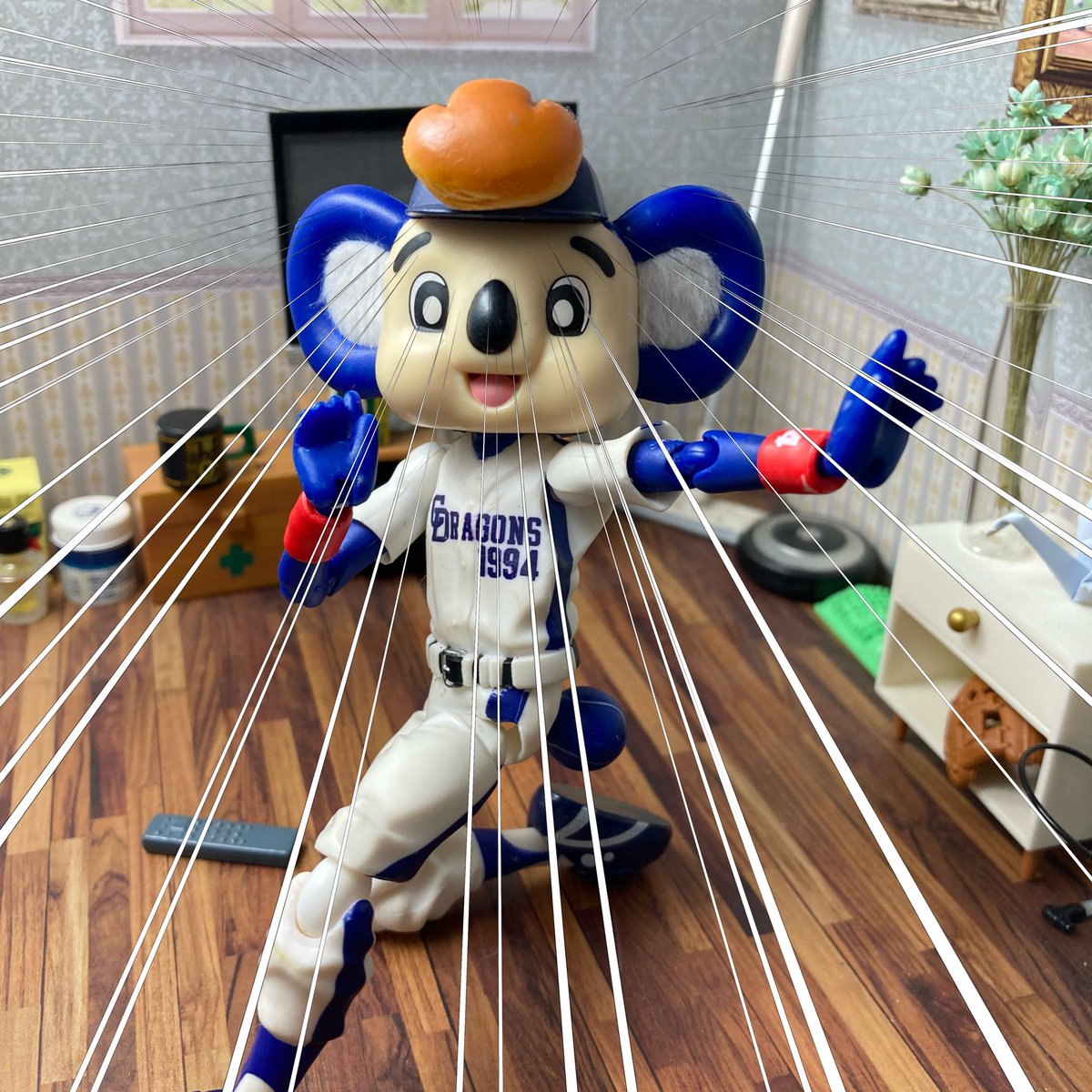 中日勝利でドアラにごはんbot tweet media