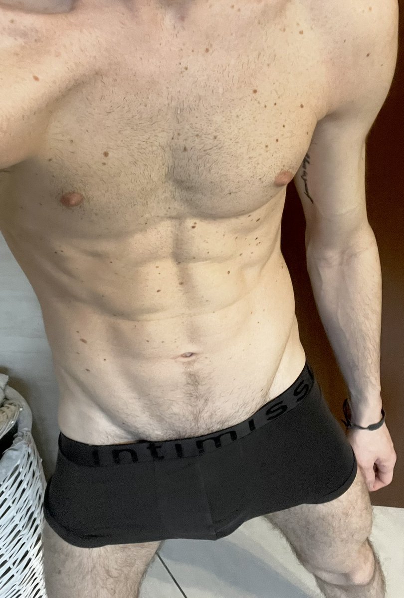 italiantoast95's tweet photo. 😵‍💫😵‍💫😵‍💫 https://t.co/eRJVMk20oK