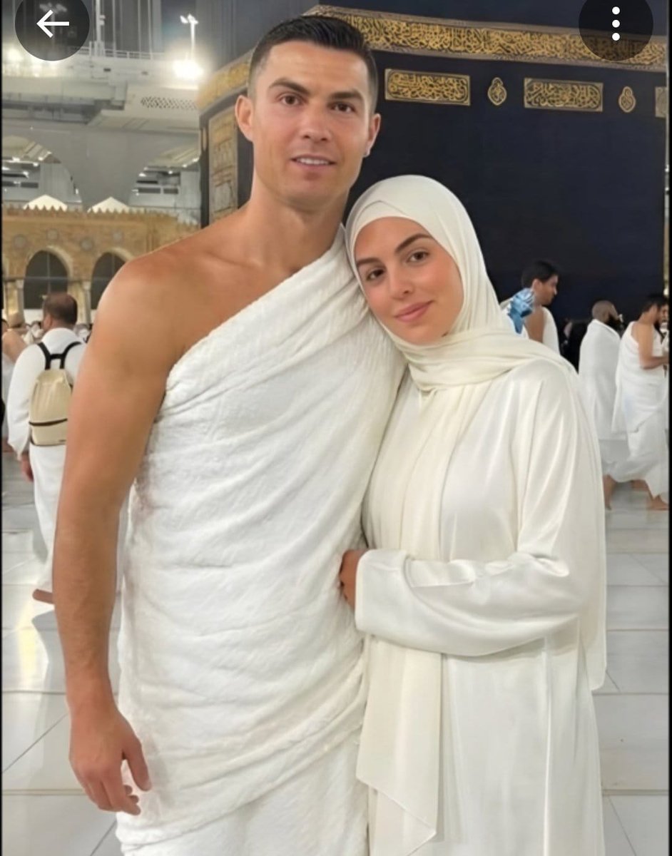 Big_crypto_01's tweet photo. @Cristiano May Allah honor you with Islam, Insha'Allah. Happy Eid, President.🥰🤲 https://t.co/E9jcXJK9mi