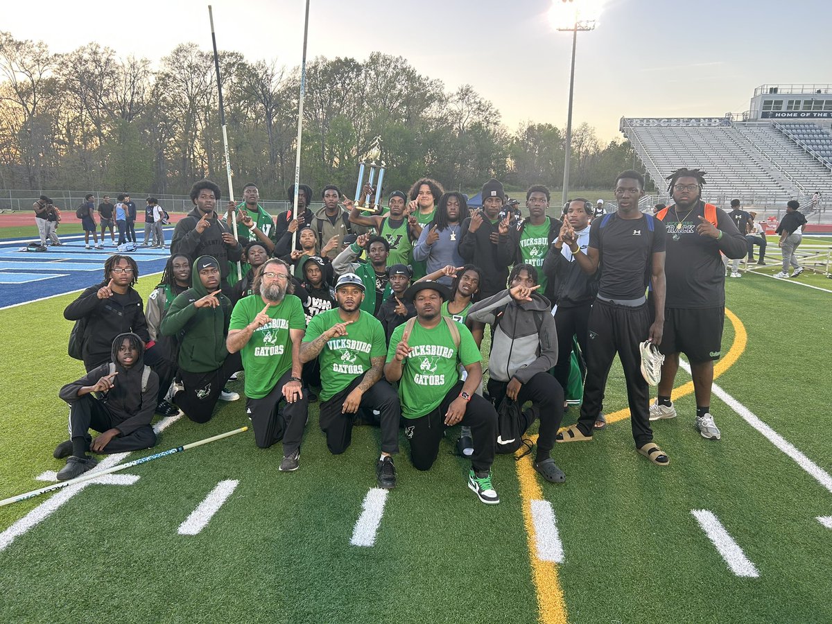 VHSTrackandField tweet media