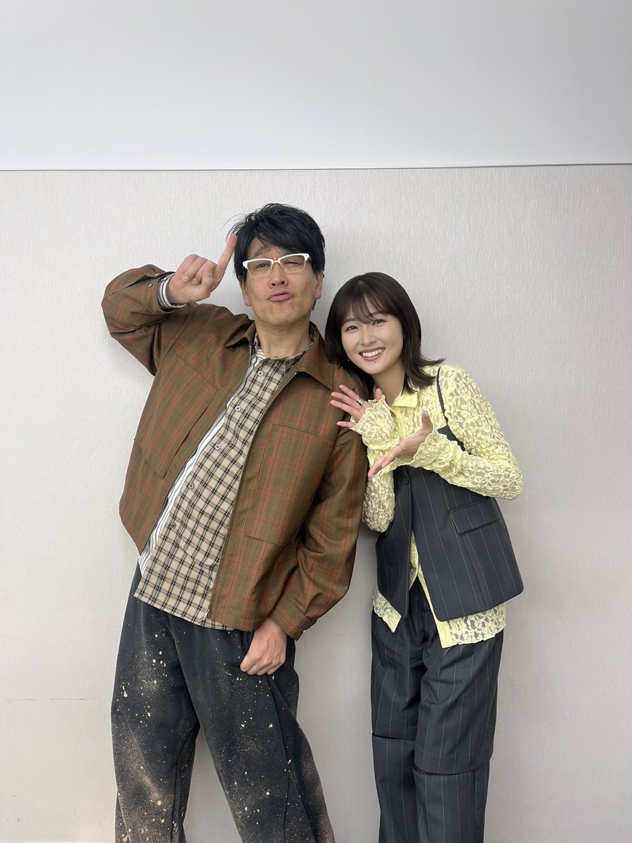 kanon_1228's tweet photo. 昨夜放送の #上田ちゃんネル ご覧いただいた方ありがとうございました💖

タイトル通り大絶叫😆でも楽しかったです😆
同じ事務所の大先輩、古坂大魔王さんともお写真撮っていただきました🥹ありがとうございます！

見逃した方はぜひTVerの見逃し配信でみてね💖
https://t.co/Z1EjSXaBUN
@ueda_channel https://t.co/0fdo6MJnKS
