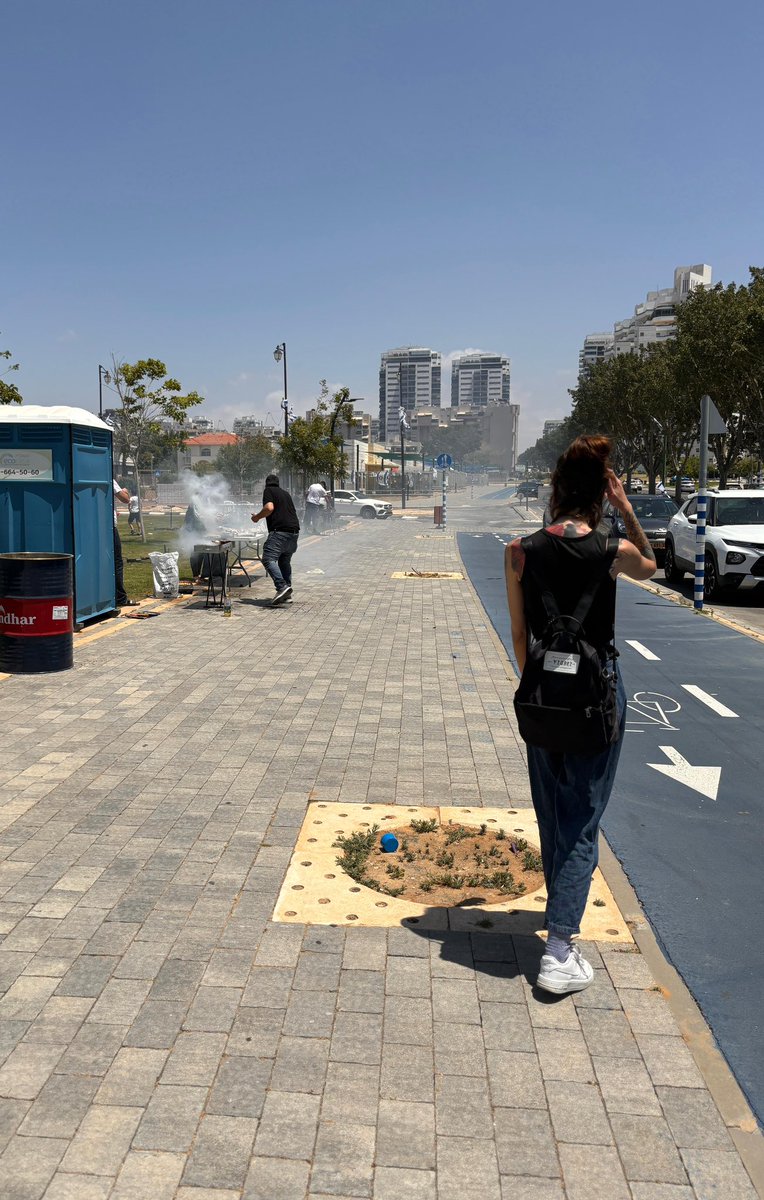 קאלאמיטי ג׳יין tweet media