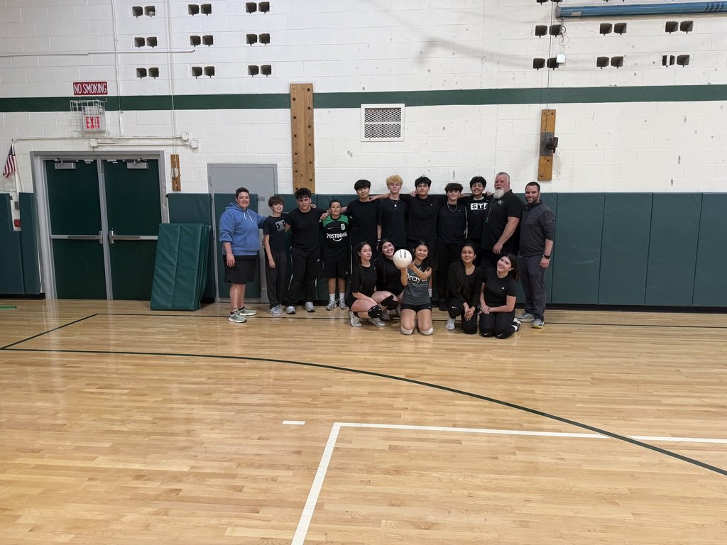 Congratulations to our 8th Grade Volleyball Champs! We had a great turnout to this fundraiser. Thank you to everyone who came out to support our 8th grade class!!