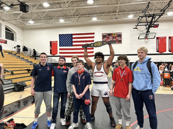 StepinacSports's tweet photo. Congratulations to Junior Sam Richardson on being named to the LoHud Wrestling All-Star Team!

Sam captured both the Westchester County and CHSAA City Heavyweight Championships. A true multi-sport athlete, he also excels in rugby and football.

Great job, Sam! Congratulations as well to our coaches and teammates on this outstanding achievement.
@hoopsmbd @KDJmedia1 @StepinacHS  https://t.co/sdZU66Q3BE