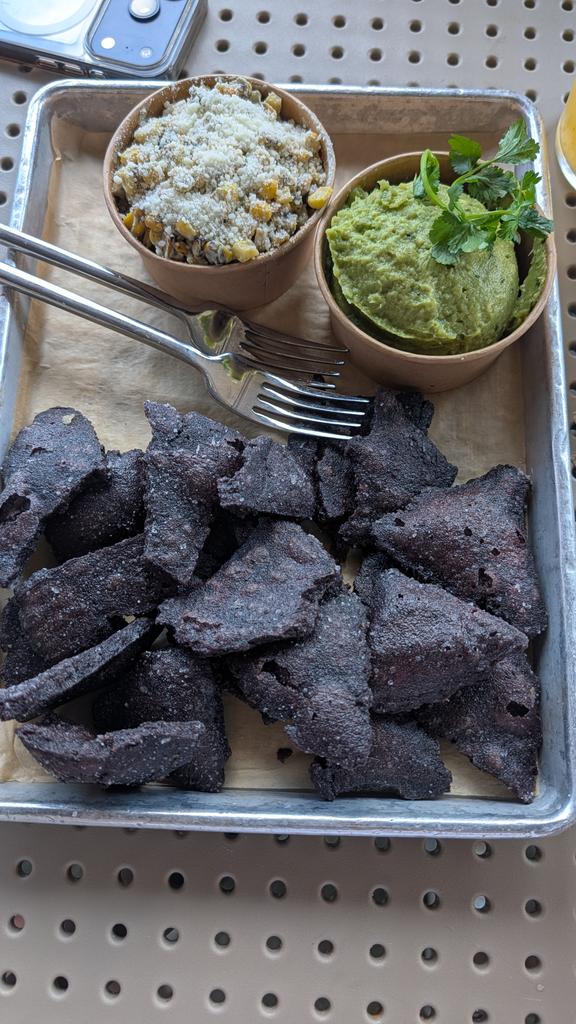 GQ1011's tweet photo. After a bite of these blue corn totopos, you'll feel a whole new kind of 💙 @taquizatacos https://t.co/iOljf7prEw