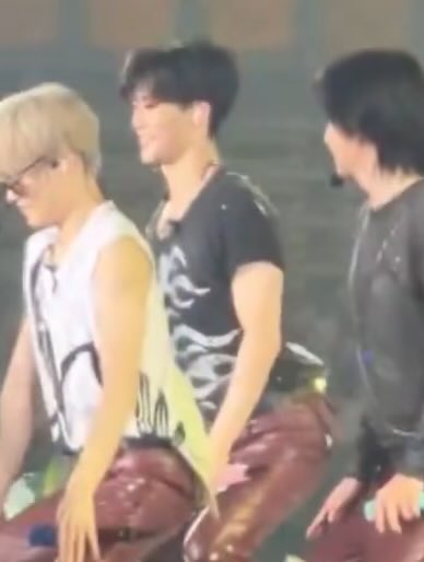 keeks ✘ tweet media