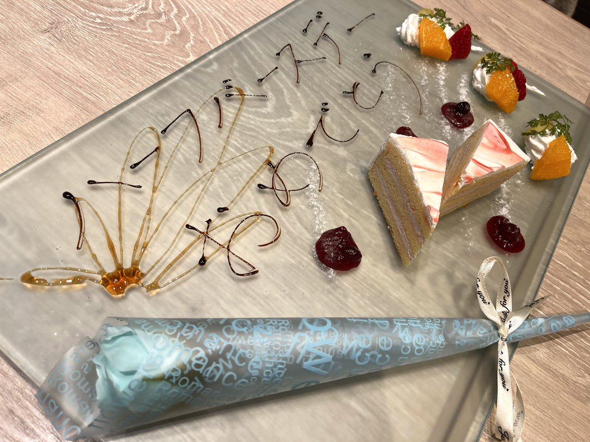 MediocreWalker tweet media