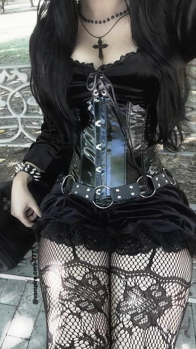 𝕾𝖚𝖓𝖞 | 𝖍𝖆𝖓𝖌𝖞𝖔𝖉𝖔𝖓 𝖑𝖔𝖛𝖊𝖗 tweet media