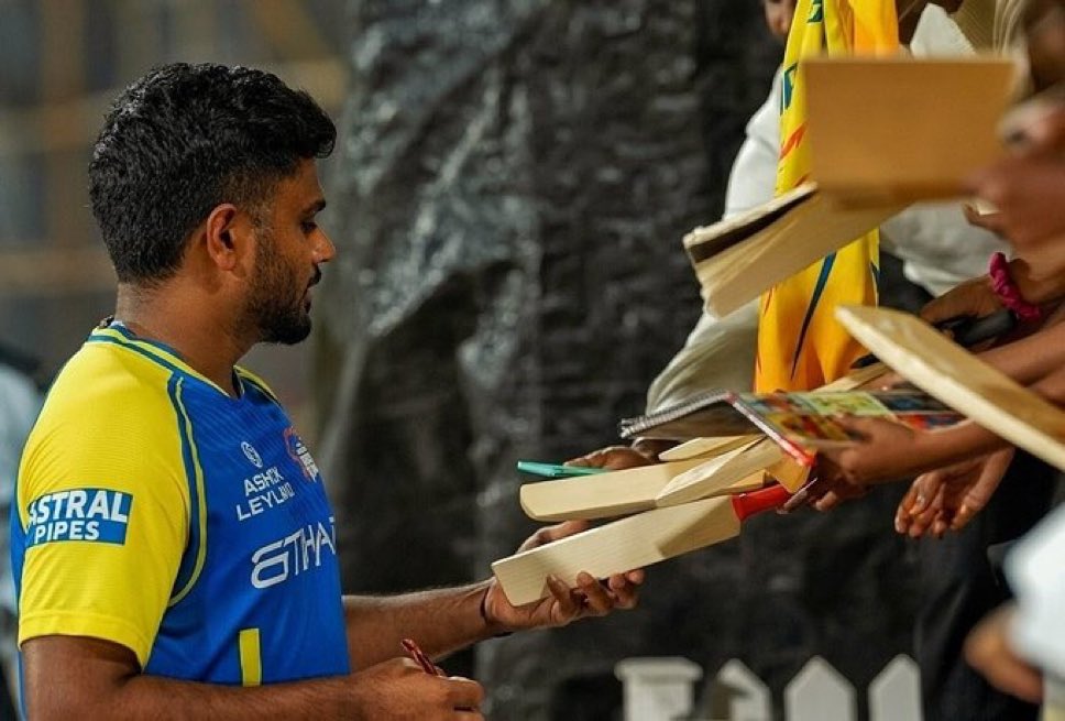 CSK Fans Army™ tweet media