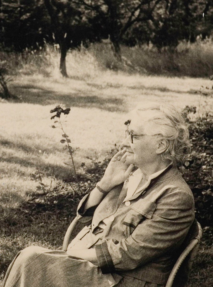 Lecturas Sumergidas tweet media