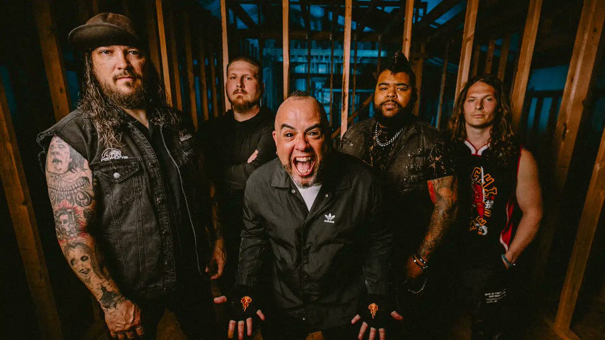 MichaelAro31848's tweet photo. @EclipseRecords @SAINTDIABLO Saint Diablo are the savage Latin metal band that gives us the world through an overload of satisfying crunch and finish. When I first heard them, I realized that I could fly. https://t.co/AMncjljOI6