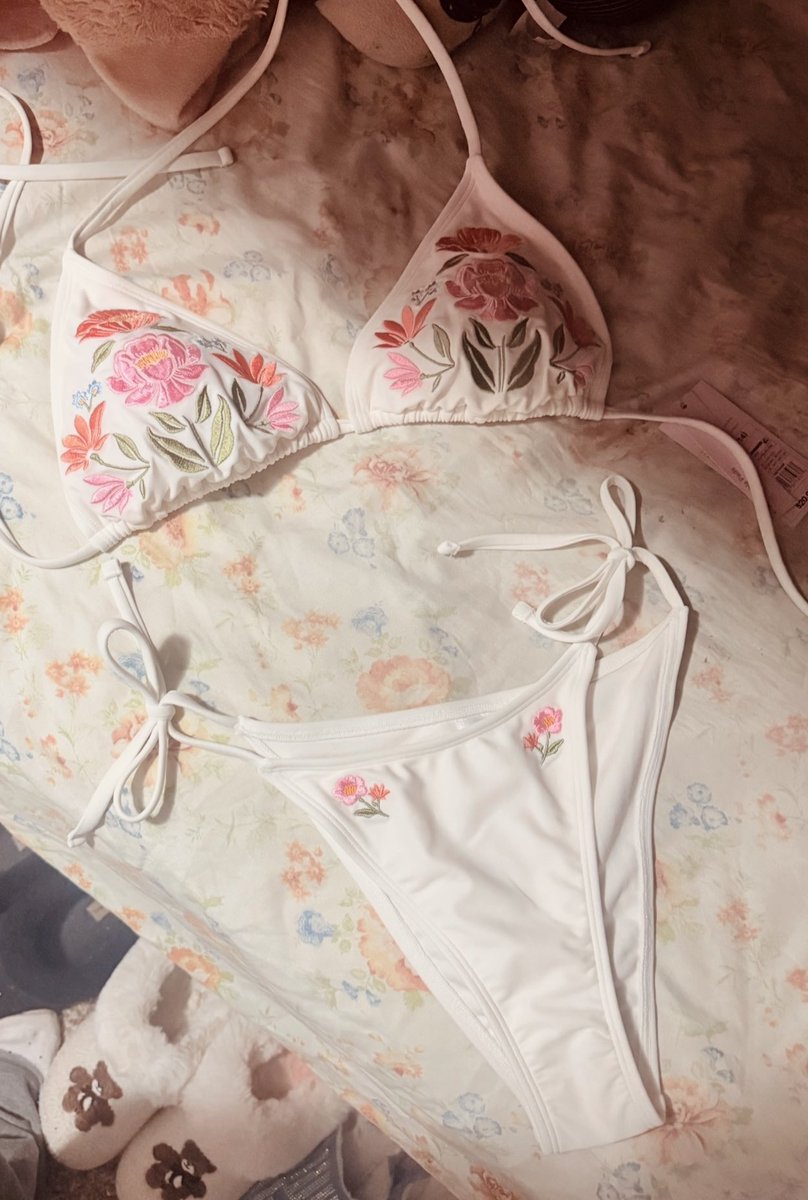 yourconcept777's tweet image. Good morninggg Spring☺️🤲🍀 my first offering for her😅🫦 #sofuckingcute