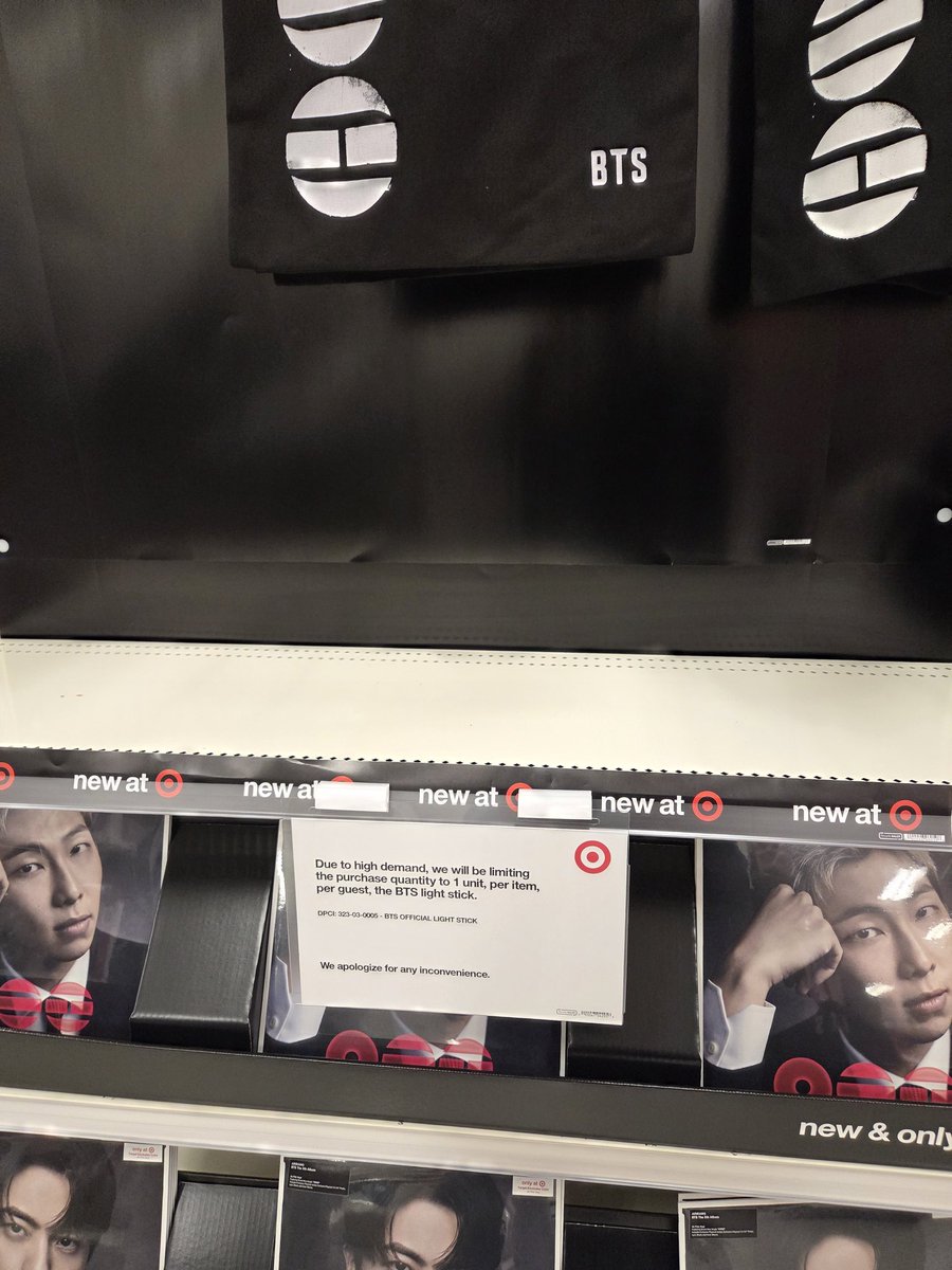 Selestie tweet media