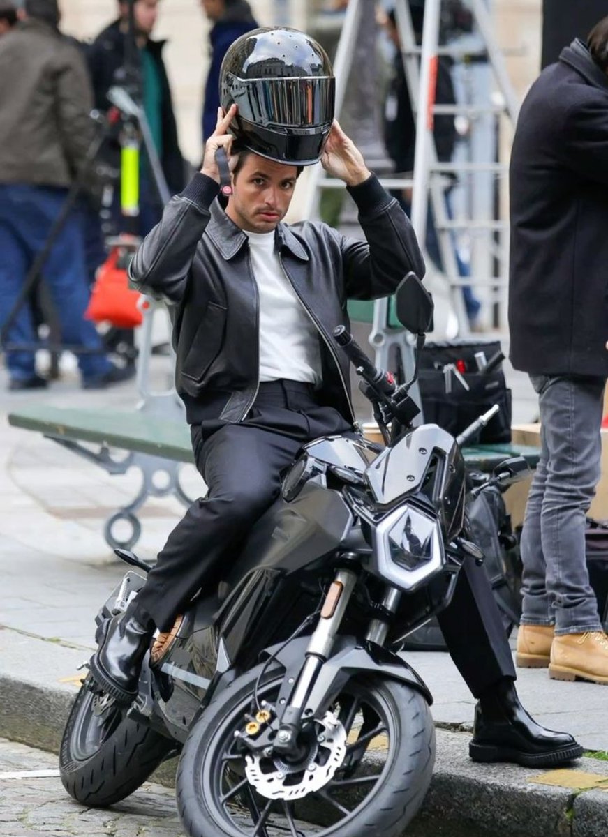 Mick༉‧₊˚🦄 🪓🫀´ཀ` tweet media