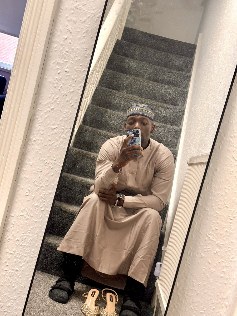 muiz_ga's tweet photo. Eid Mubarak from Me and mine ❤️🤩🎉🌺💕. Taqabalallahu Minna Wa Minkum ❤️🙏🏾💯 https://t.co/MUeOtJoUoK