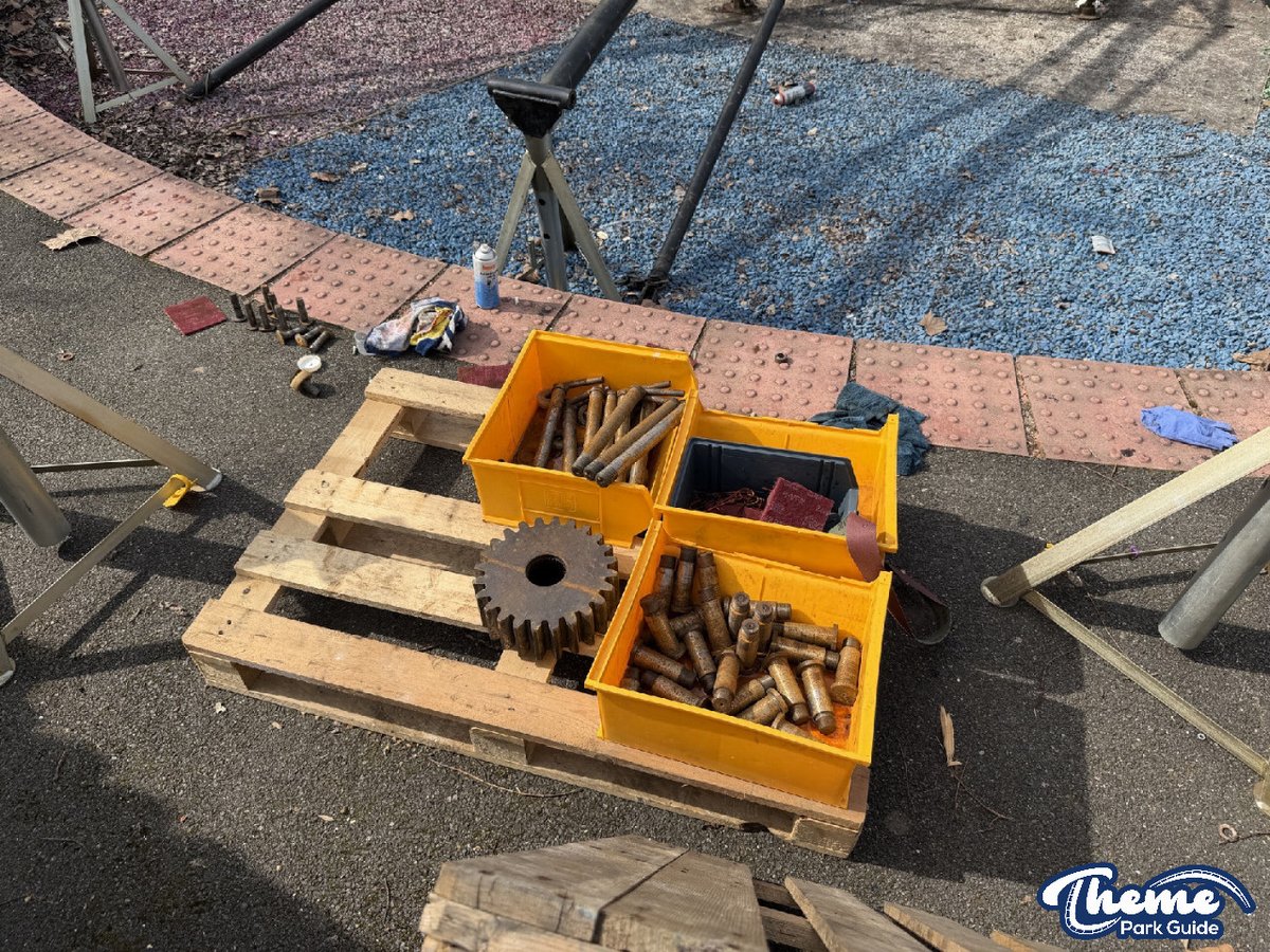 Theme Park Guide tweet media