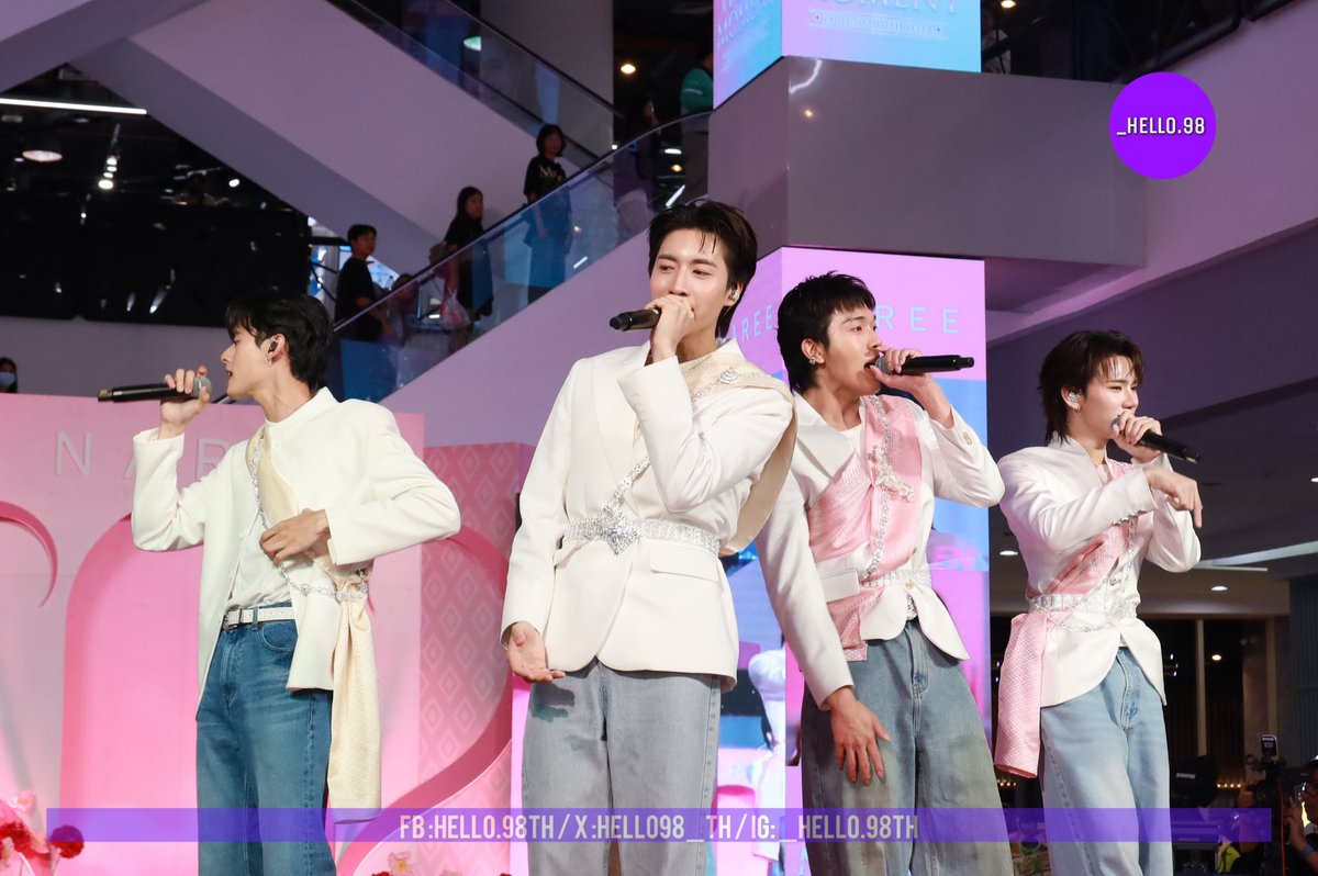 _Hello.98 tweet media