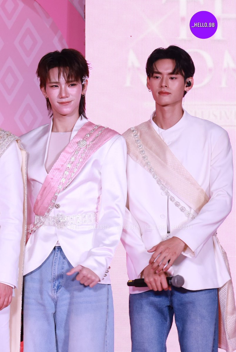 _Hello.98 tweet media