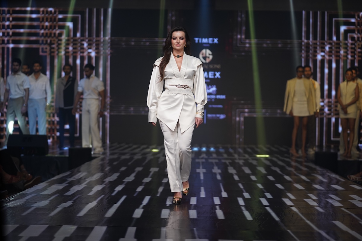 BWIndia's tweet image. #Timex Elevates the Runway: #MysoreFashionWeek Lights Up the City with Leading #Designers and #CelebrityShowstoppers

@Timex_India

#highfashion #craftsmanship #FashionWeek #design #event #Runway #entertainment

businesswireindia.com/timex-elevates…