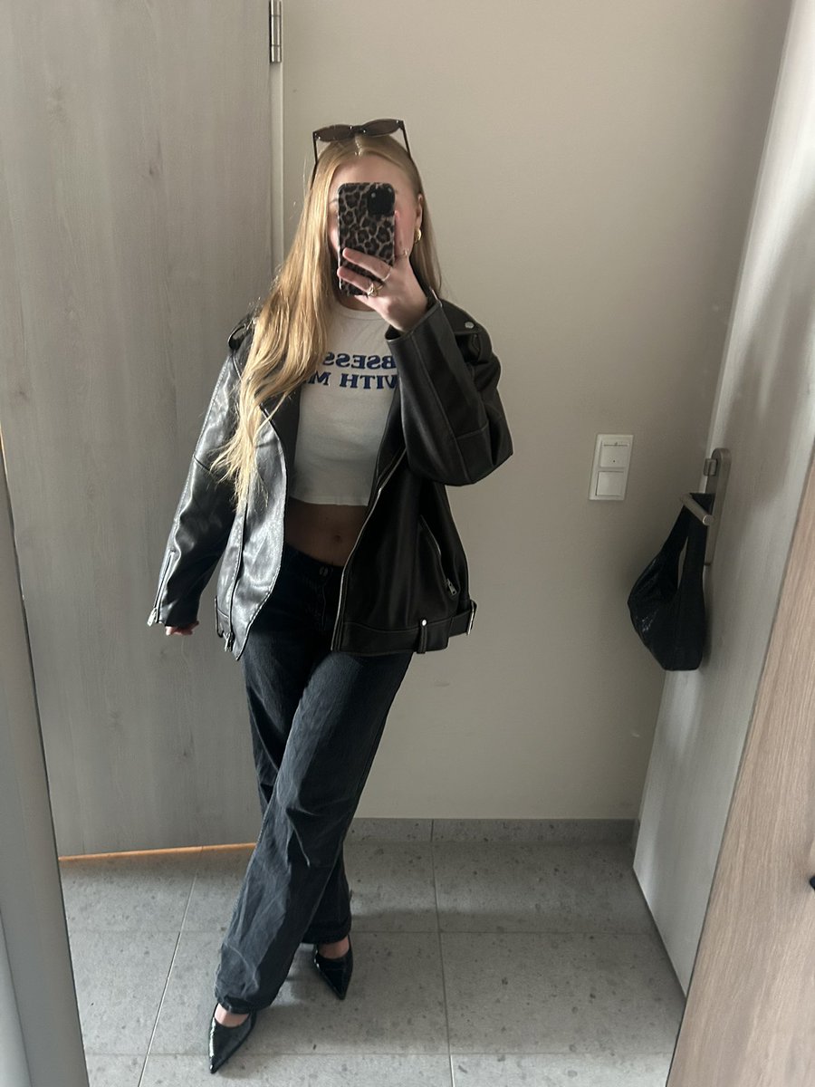 eklige 💖 tweet media