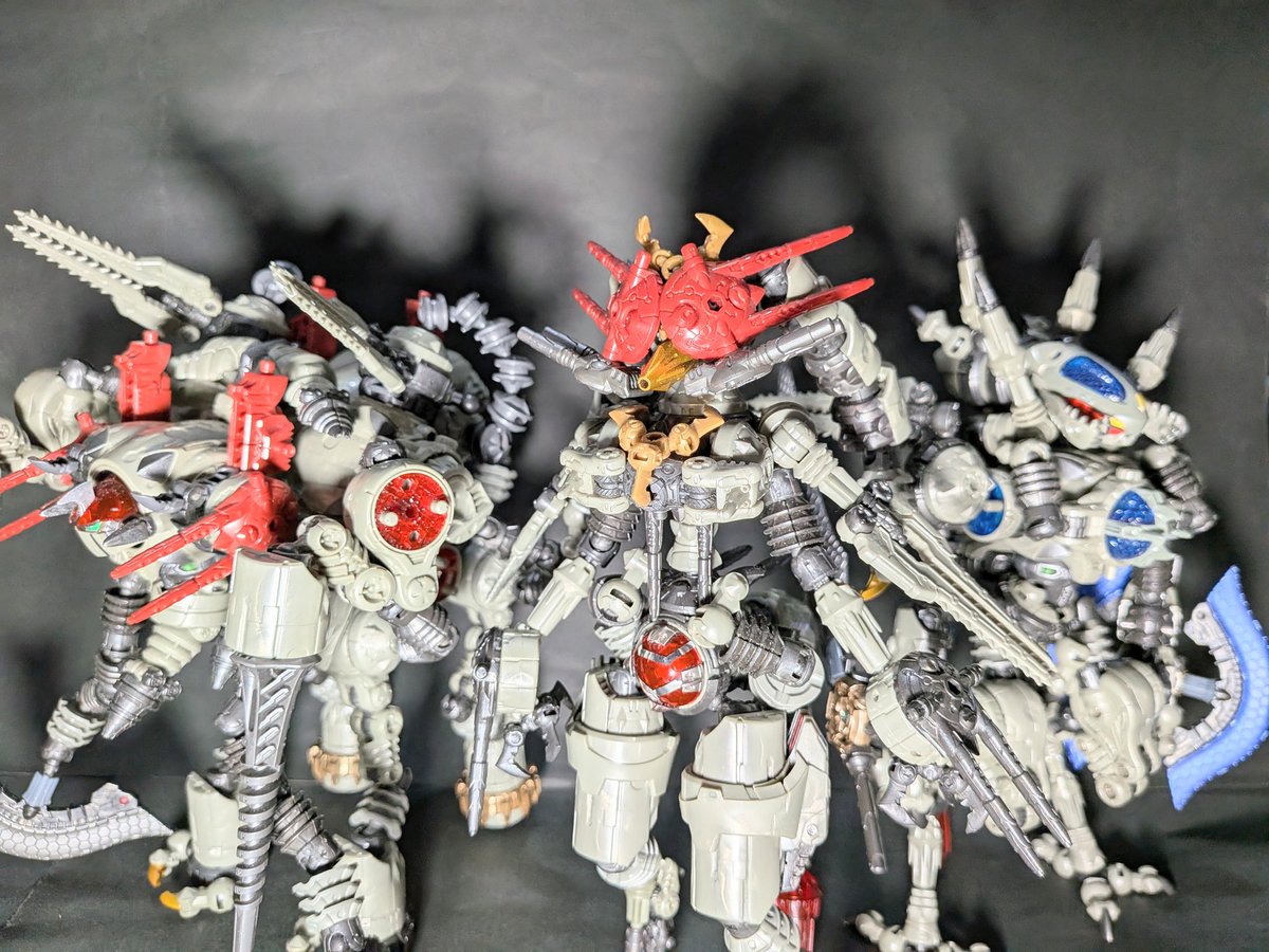 ワルダー三銃士を連れて来たよ」 「ワルダー三銃士？」 #ダイアクロン 