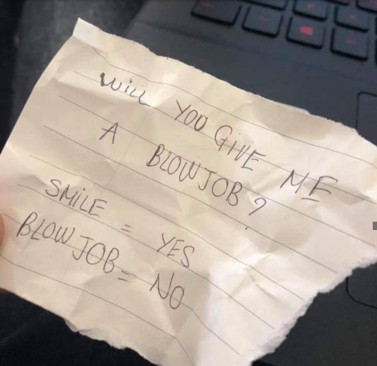 NO CONTEXT HUMANS tweet media