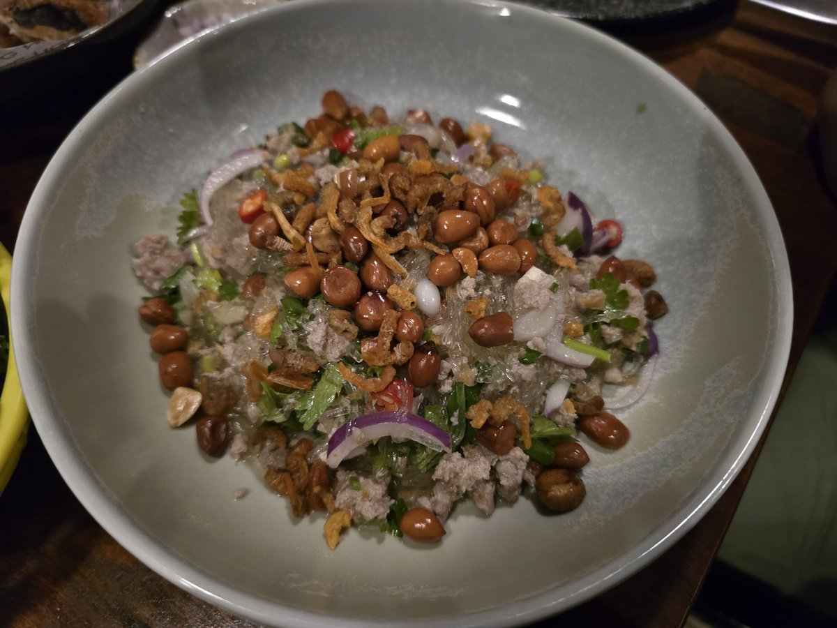 It's hamuzilar 🐺 ||| tweet media