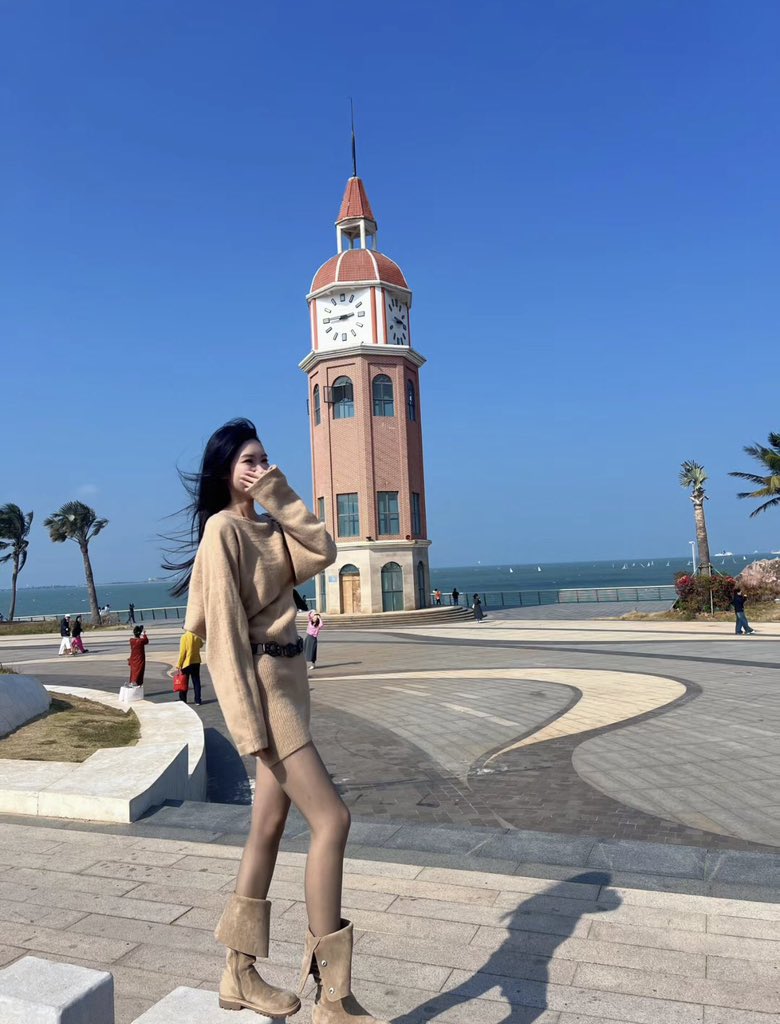 moxin660's tweet photo. 欢喜之余不忘初心，往后你会发现
    v：moxin660 https://t.co/MeLyGJZpBm