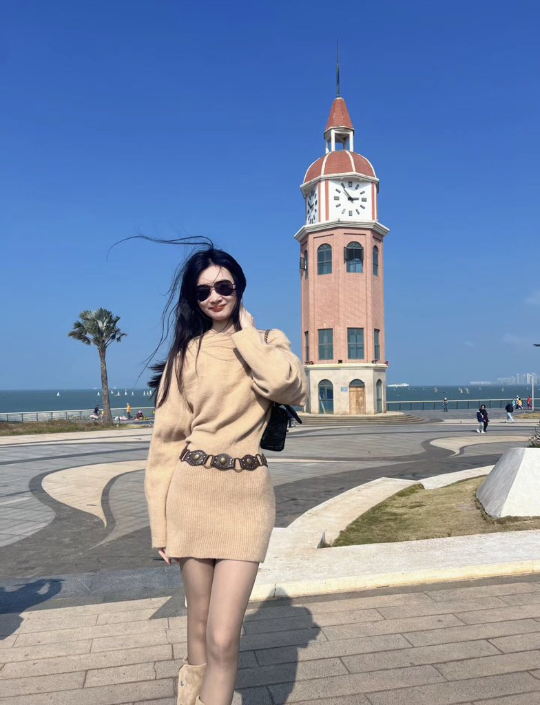 moxin660's tweet photo. 欢喜之余不忘初心，往后你会发现
    v：moxin660 https://t.co/MeLyGJZpBm