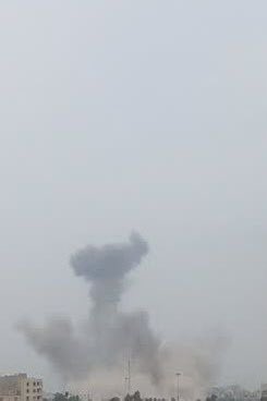 قصف يستهدف مقرات النظام الإيراني في الأحواز: تفاصيل وتداعيات