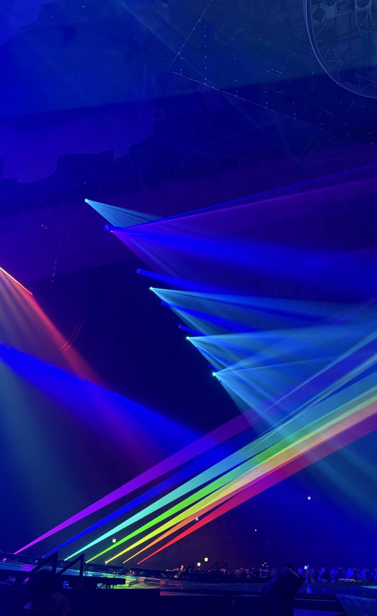 𝒆𝒓𝒊𝒔 🕊🐰 tweet media