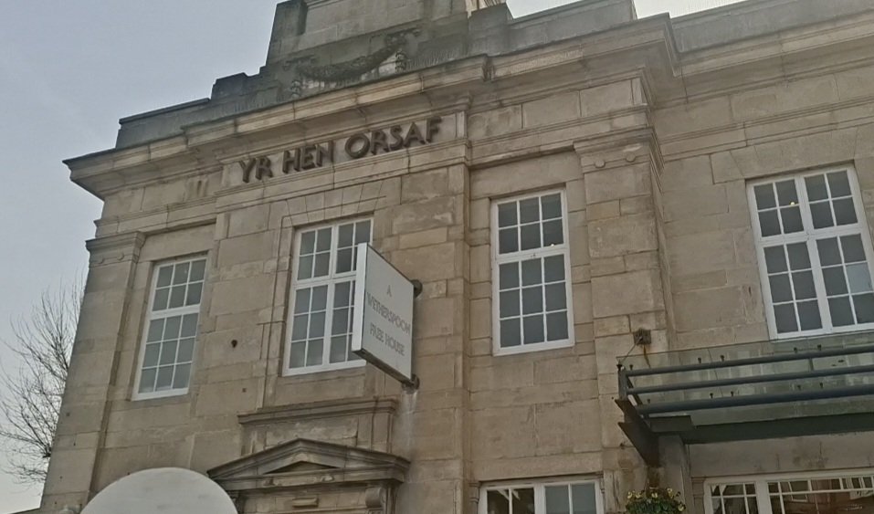 Andy Wilson tweet media