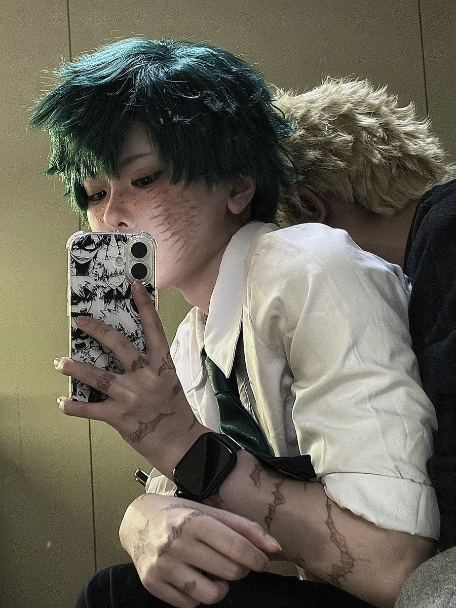 りり。 tweet media