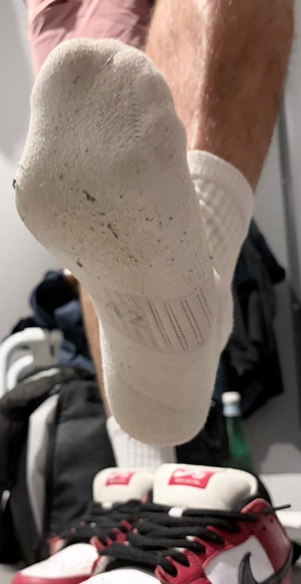 feetaddictedKR tweet media