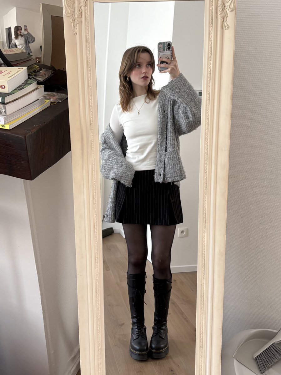 ryn (& apple) ‧₊ 🍒 ᵎᵎ tweet media