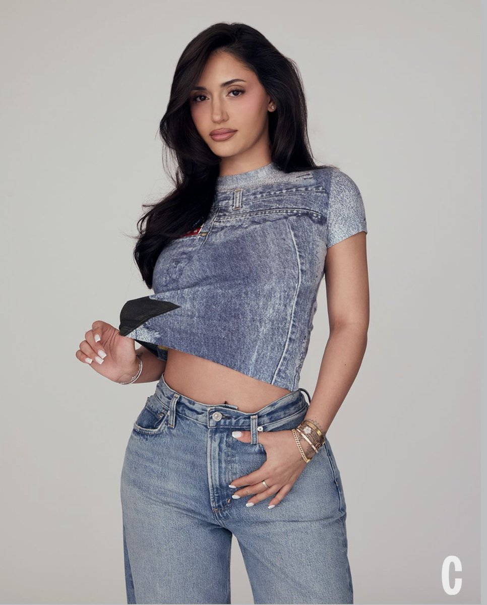 LeahCrave tweet media