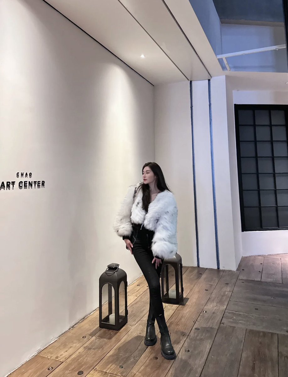 川航空姐 菲菲 tweet media