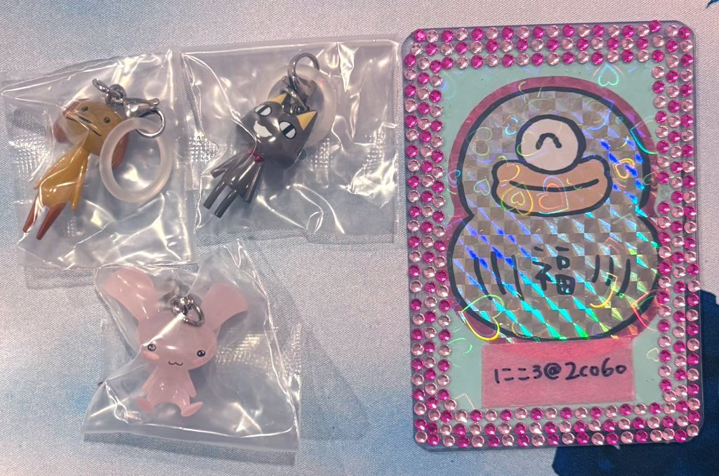 にころ tweet media