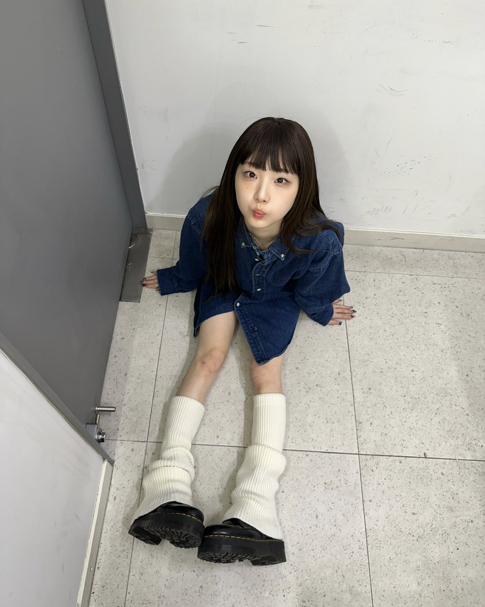 여진 (YeoJin) tweet media